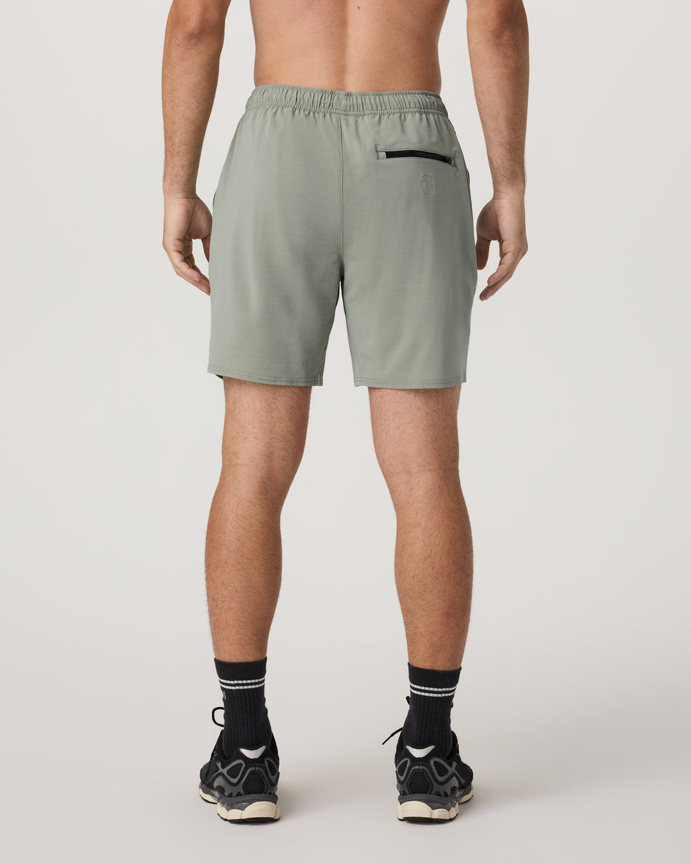 Elevate Kore Short Lined 7" Men's Agave Shorts | Vuori outlet