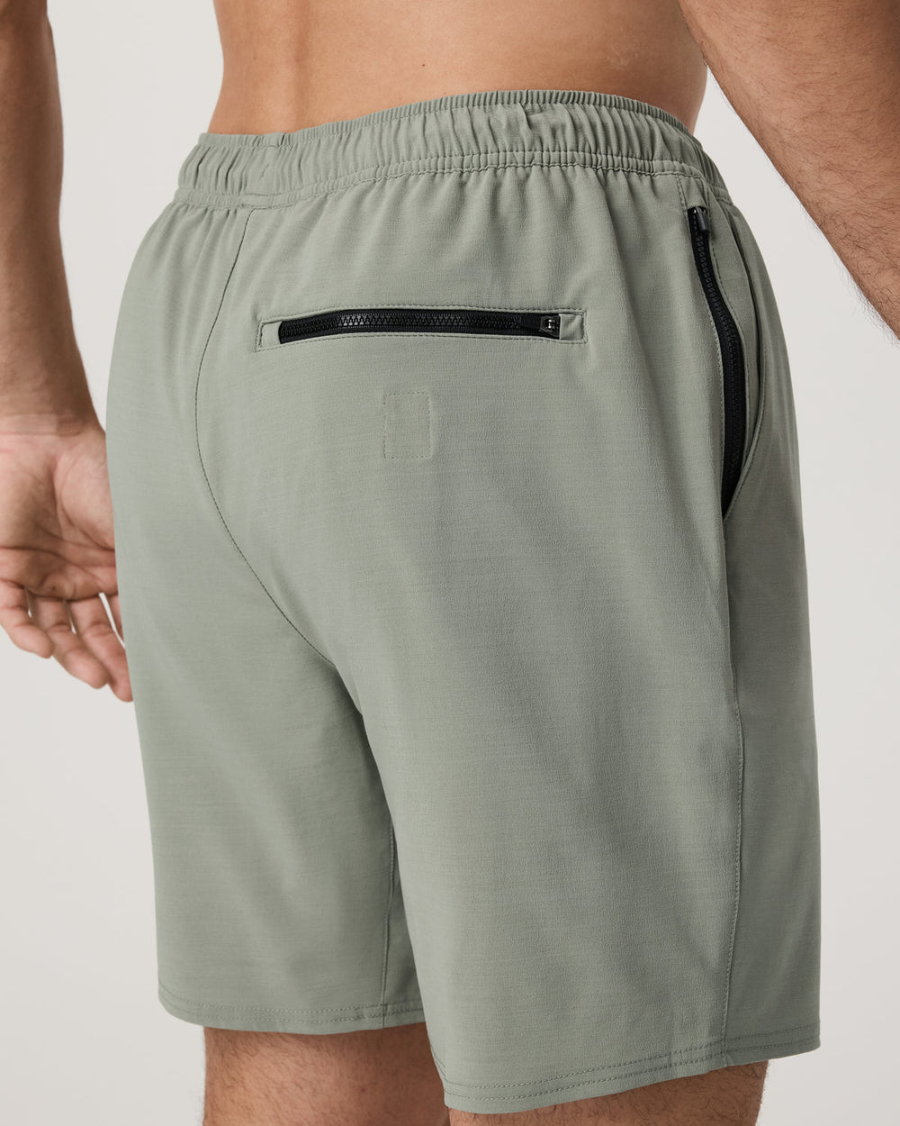 Elevate Kore Short Lined 7" Men's Agave Shorts | Vuori outlet