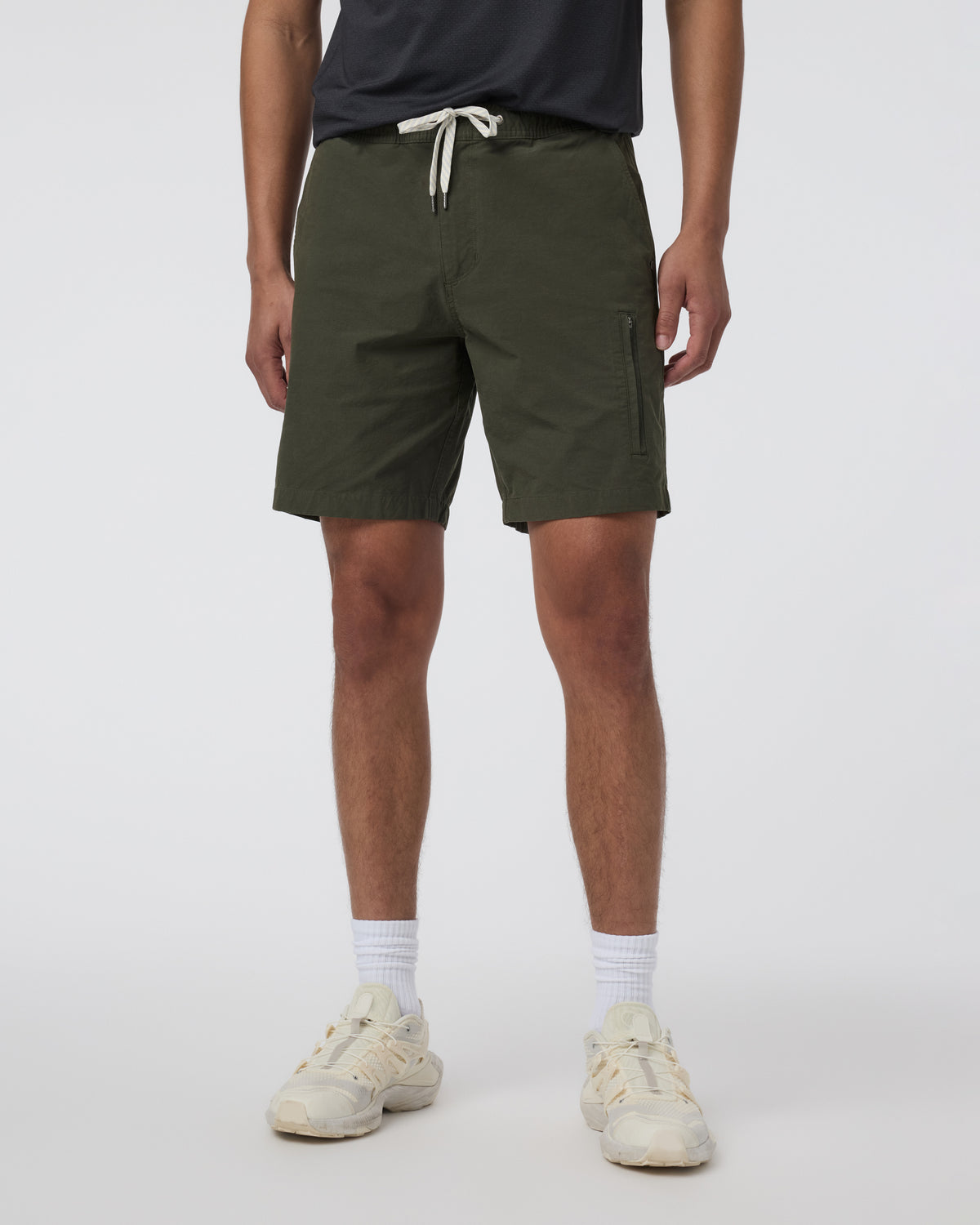 Barren Explorer Short Classic Fit 8" Kale | Vuori for sale