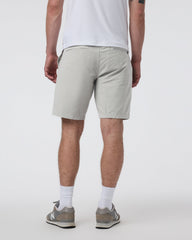 Barren Explorer Short Classic Fit 8" Talc | Vuori online
