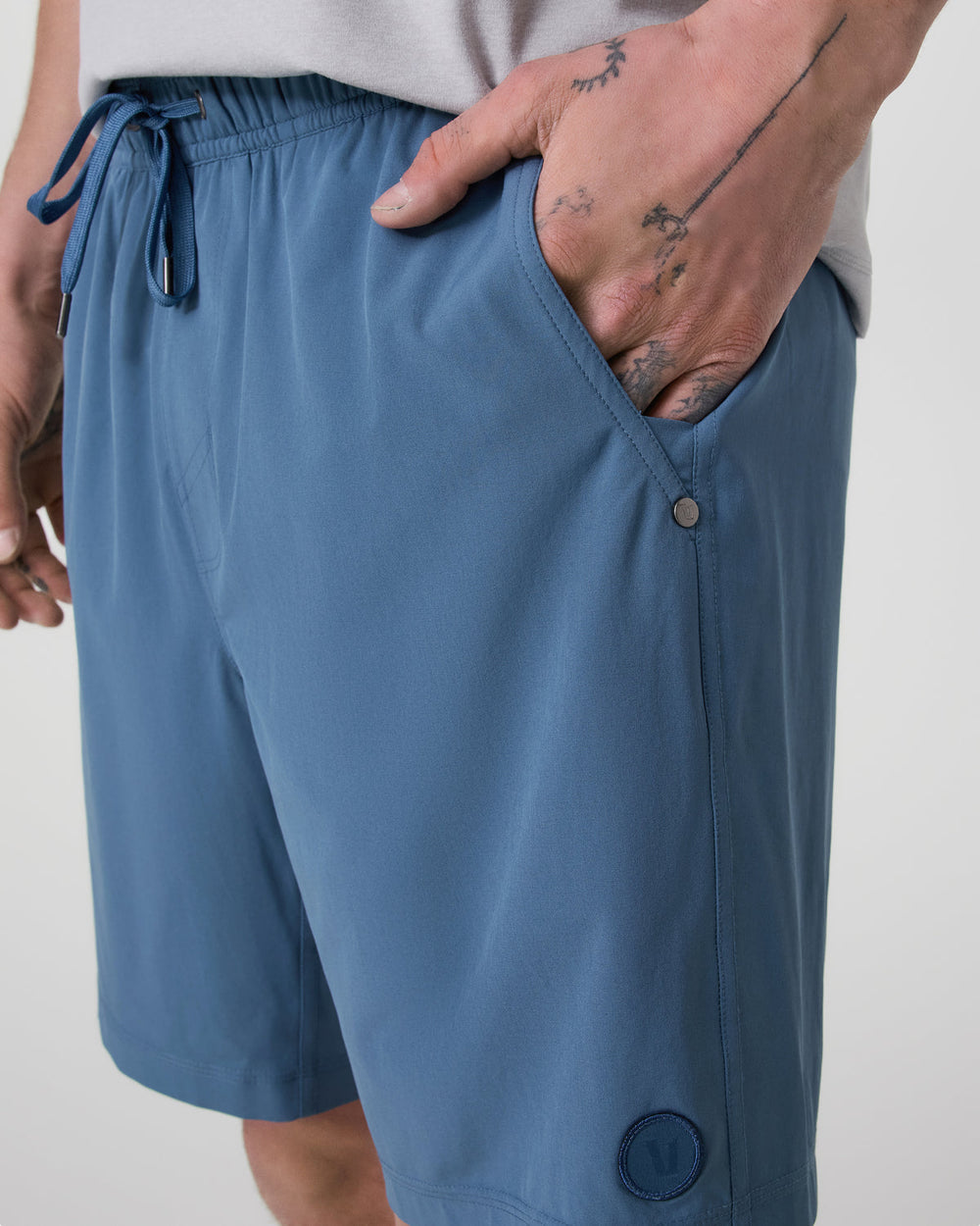 Kore Short Lined 7" Men's Pool Blue Tonal Athletic Shorts | Vuori onsale