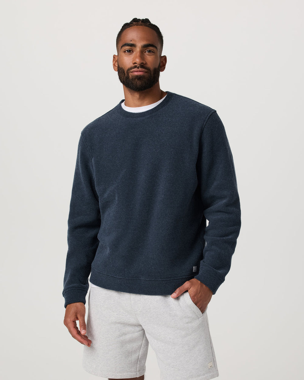 Beach Fleece Crew Men's Ink Heather Crewneck | Vuori shop