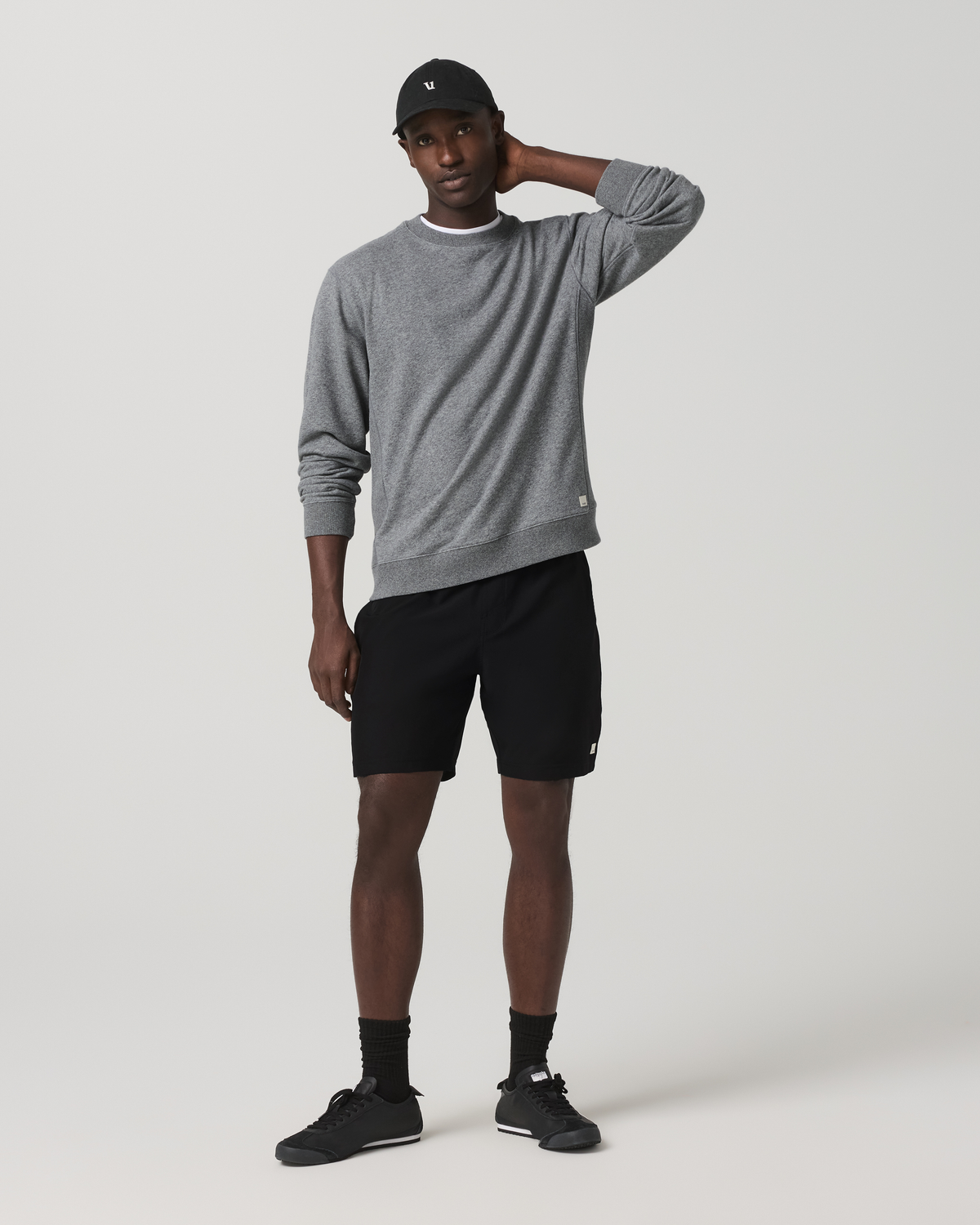Cypress Vintage Crew Men's Heather Grey Fleece Pullover | Vuori onsale