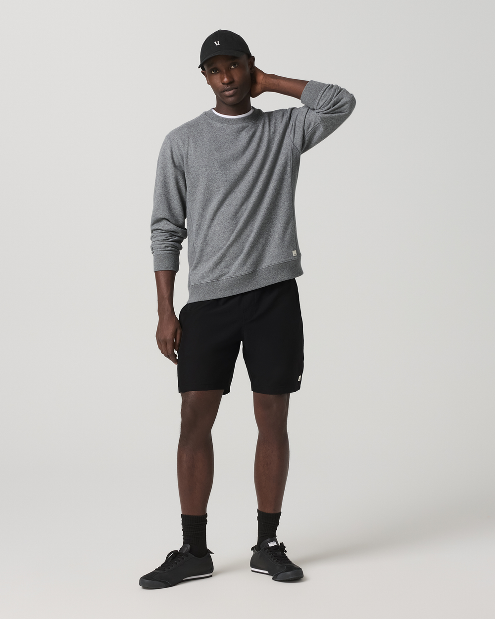 Cypress Vintage Crew Men's Heather Grey Fleece Pullover | Vuori onsale