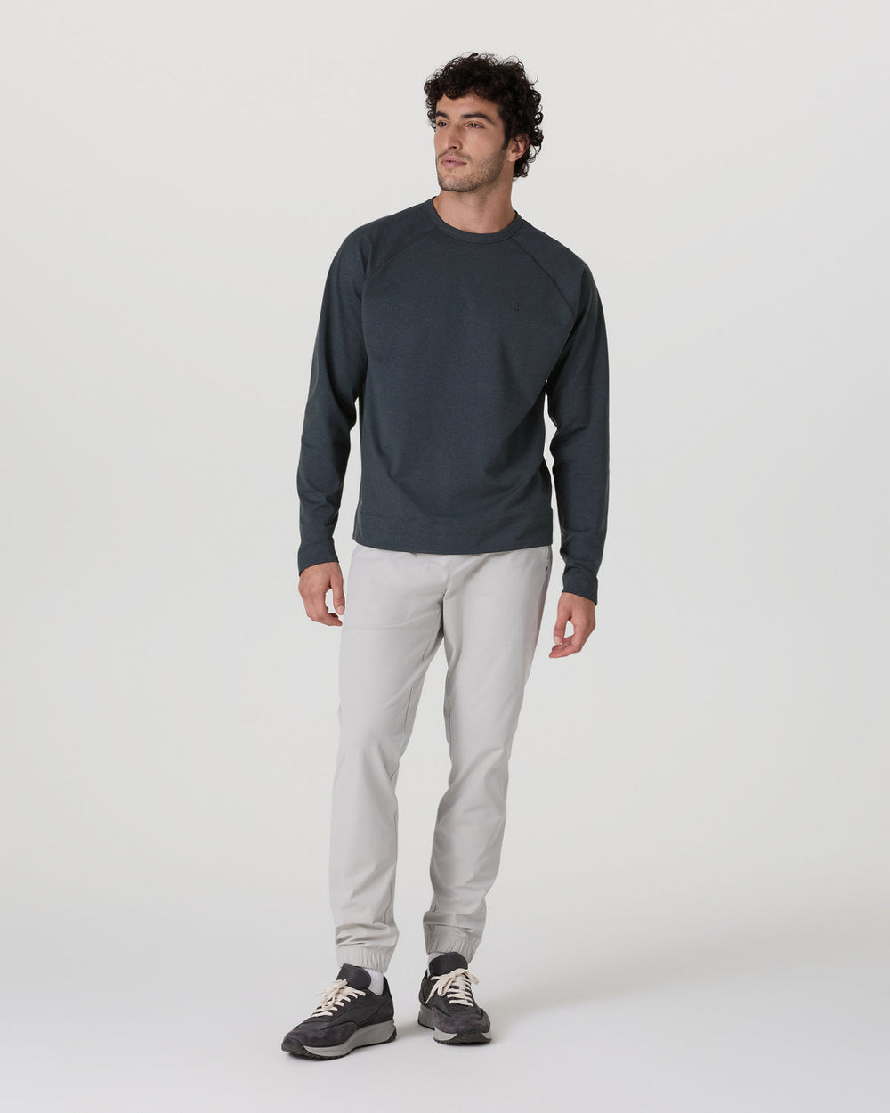 Coronado Crew Midnight Heather | Vuori sale