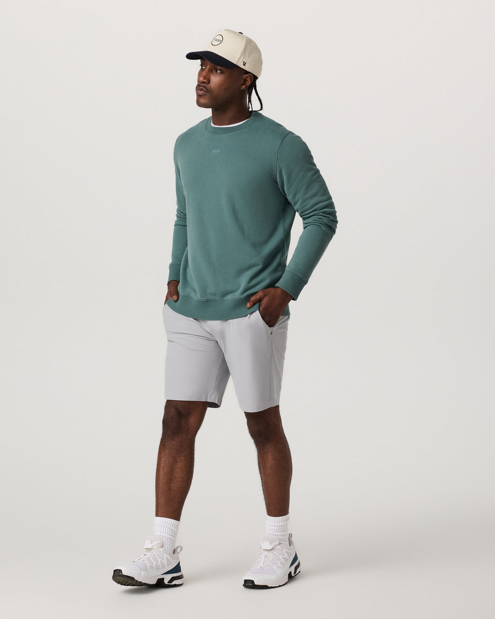 Cypress Logo Crew Men's Bluegrass Sweatshirt | Vuori online