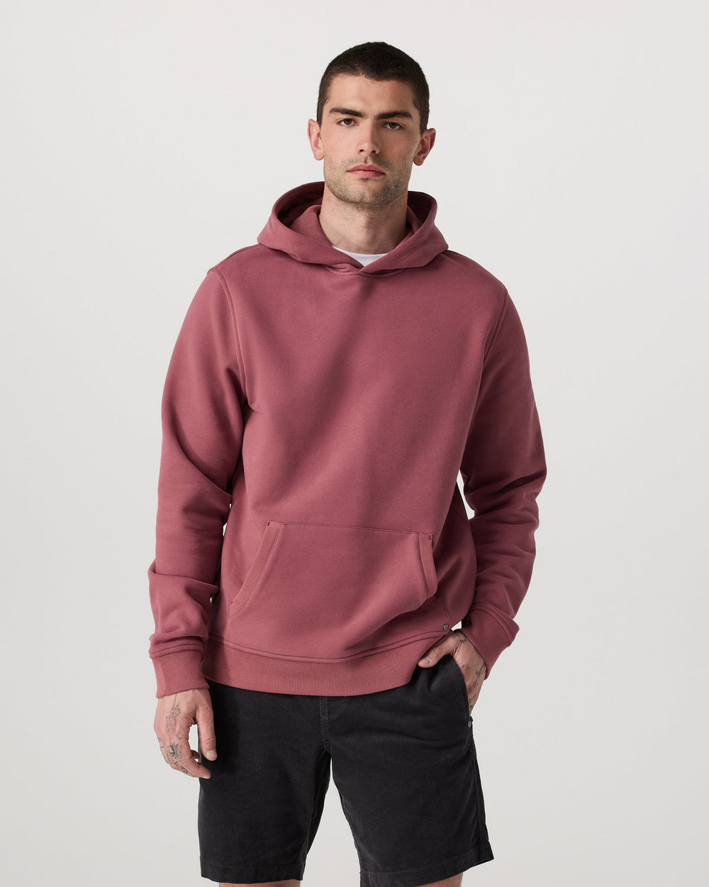 Seaside Pullover Hoodie Men's Berry Pullover Hoodie | Vuori onsale
