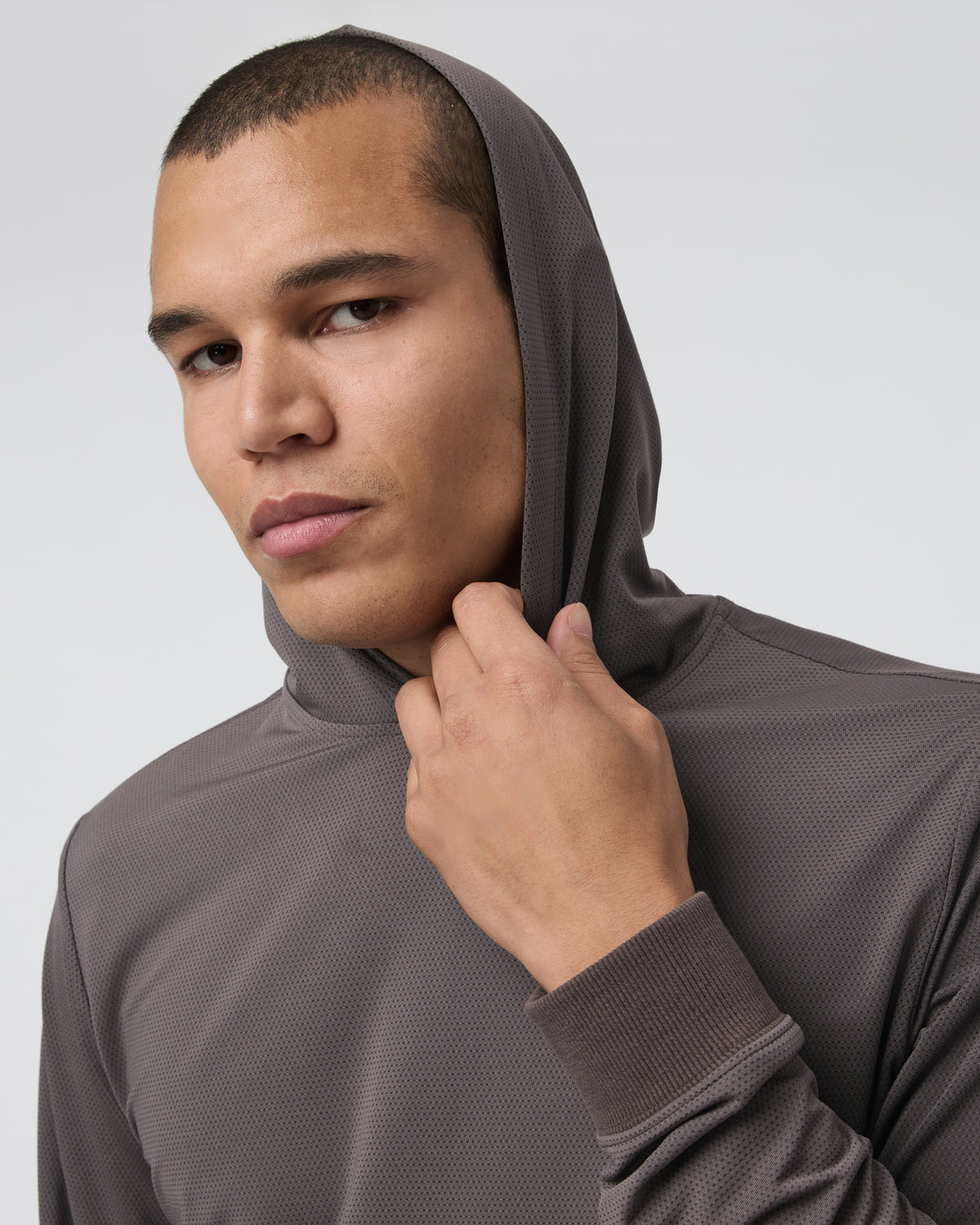 Double Mesh Hoodie Warm Grey | Vuori outlet