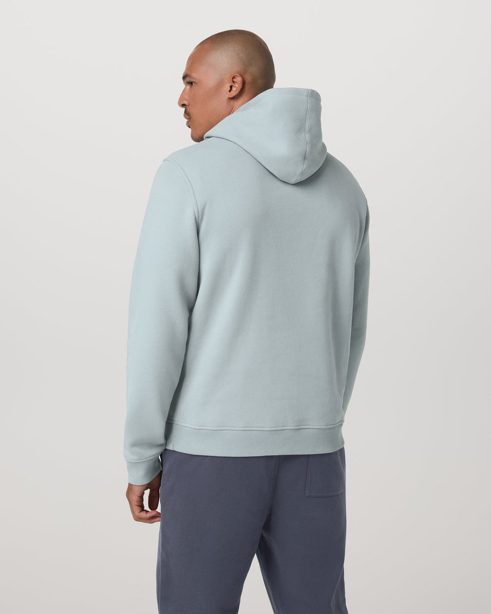 Seaside Pullover Hoodie Men's Blue Haze Pullover Hoodie | Vuori shop