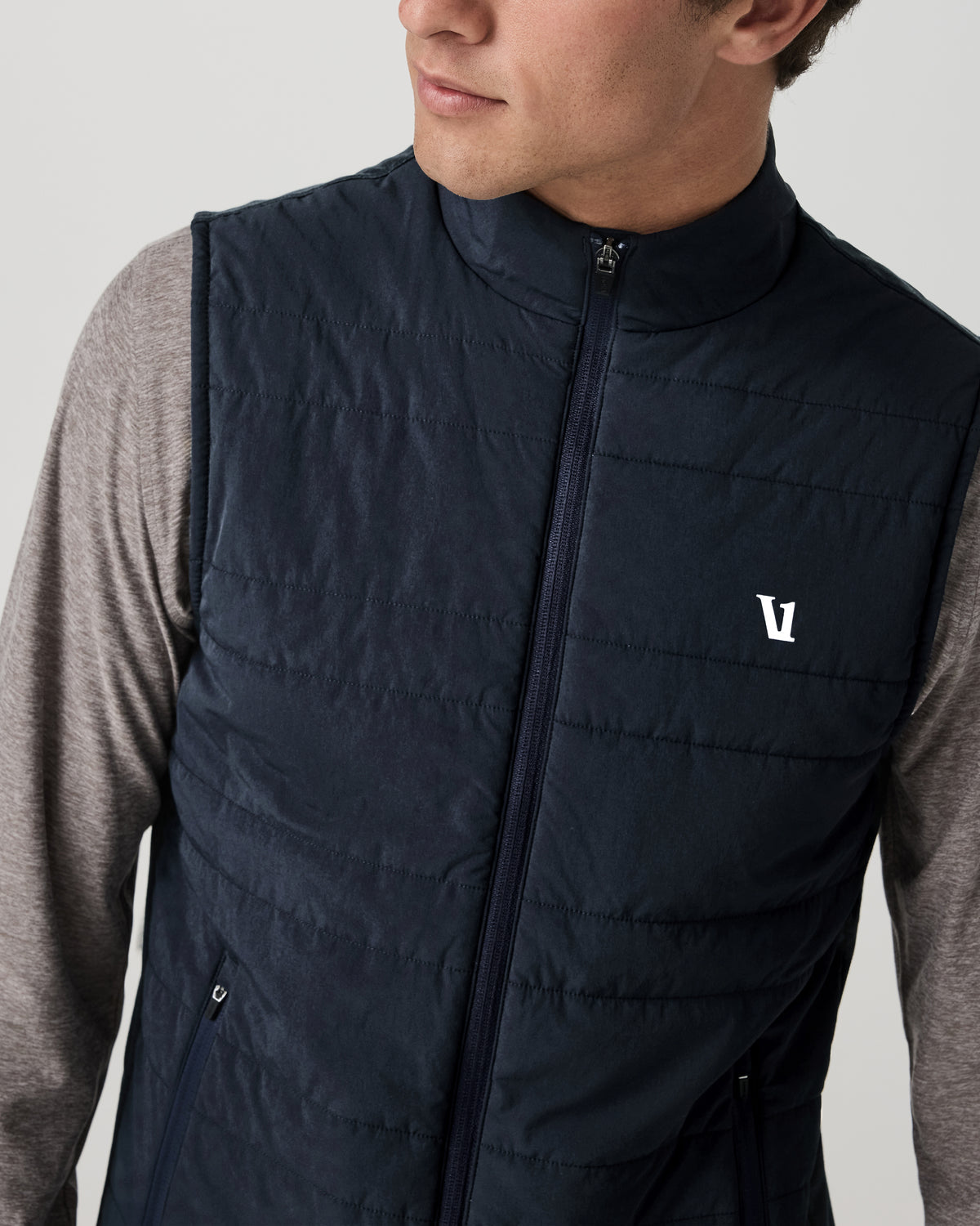 Sunday Insulated Hybrid Vest Ink Heather Training Vest | Vuori outlet