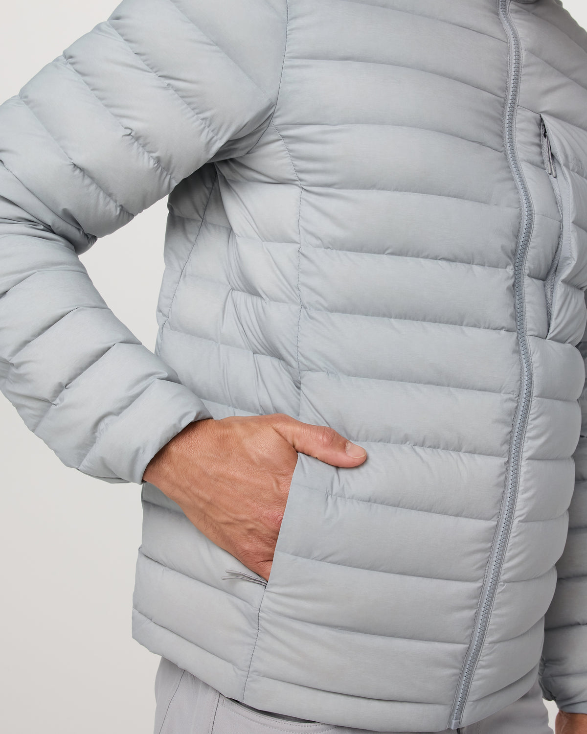 Steadfast Insulated Full Zip Jacket Men's Sea Fog Jacket | Vuori shop
