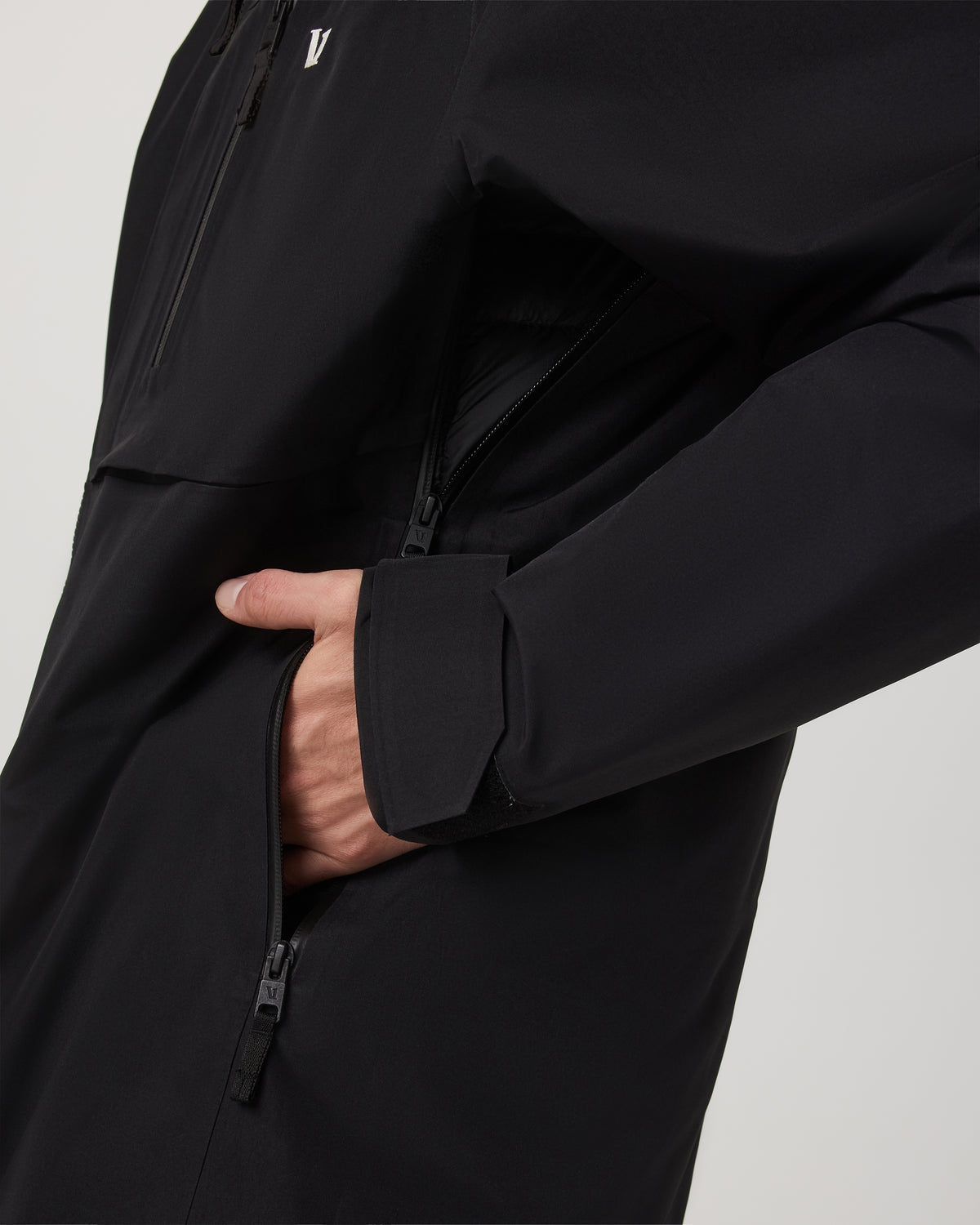 Taika Snow Shell Men's Black Ski/Board Jacket for Winter | Vuori discount