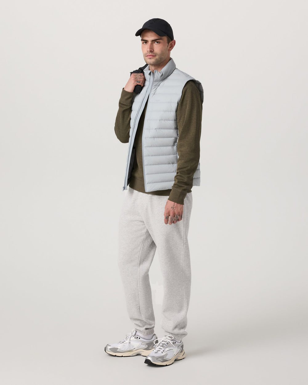 Steadfast Insulated Vest Men's Sea Fog Vest | Vuori outlet