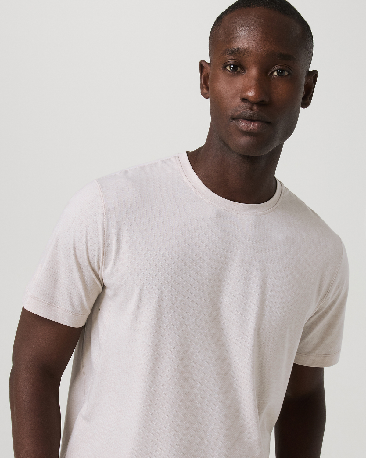 Short Sleeve Everyday Tee Men's Oatmeal Heather Shirt | Vuori online
