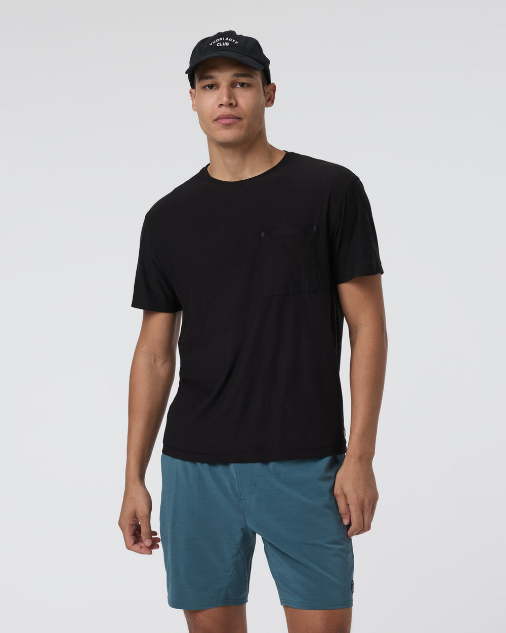 Short Sleeve Strato Pocket Tee - Relaxed Fit Black | Vuori shop