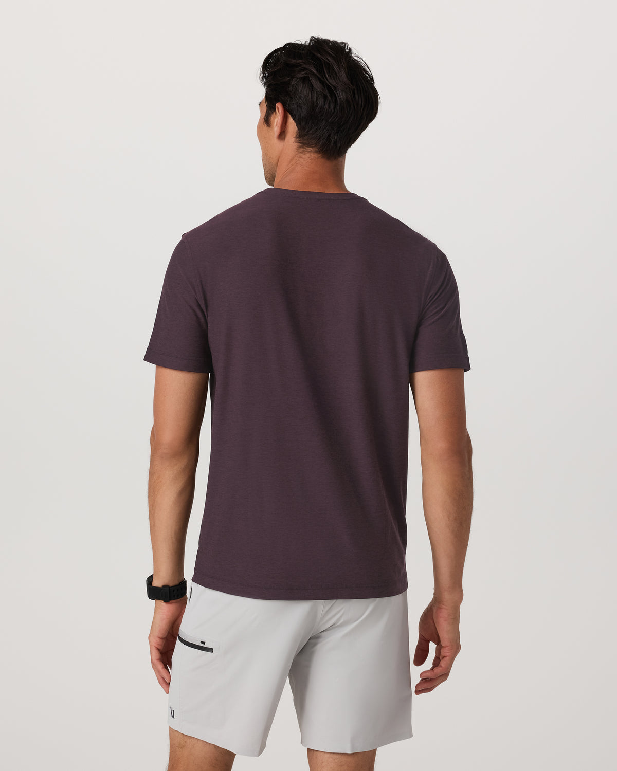Strato Tech Tee Men's Raisin Heather Performance Shirt | Vuori outlet