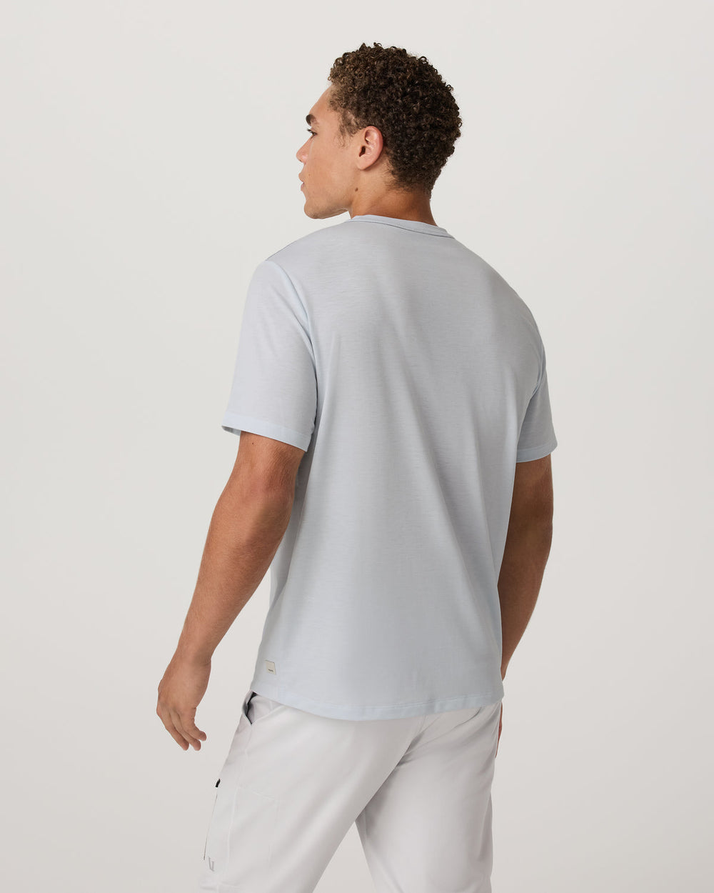 Current Tech Tee Men's Performance Shirt in Light Mist | Vuori for sale