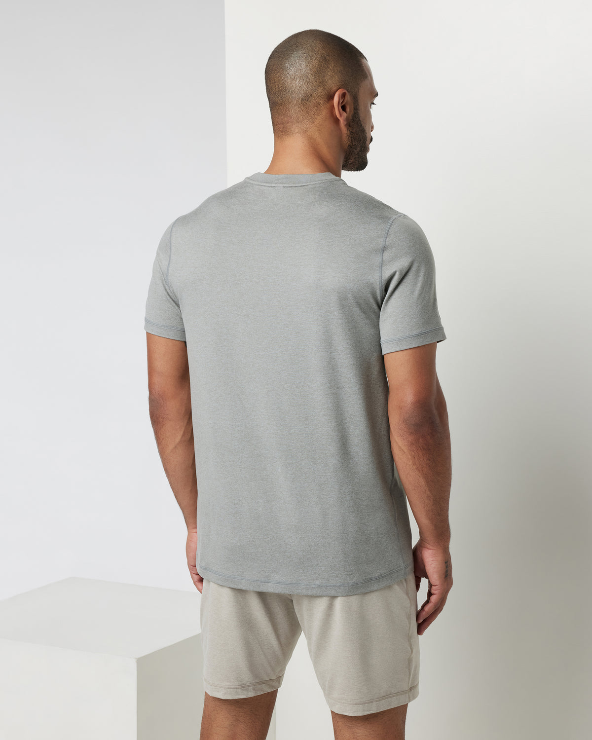 Short Sleeve Ponto Performance Tee Driftwood Heather | Vuori shop