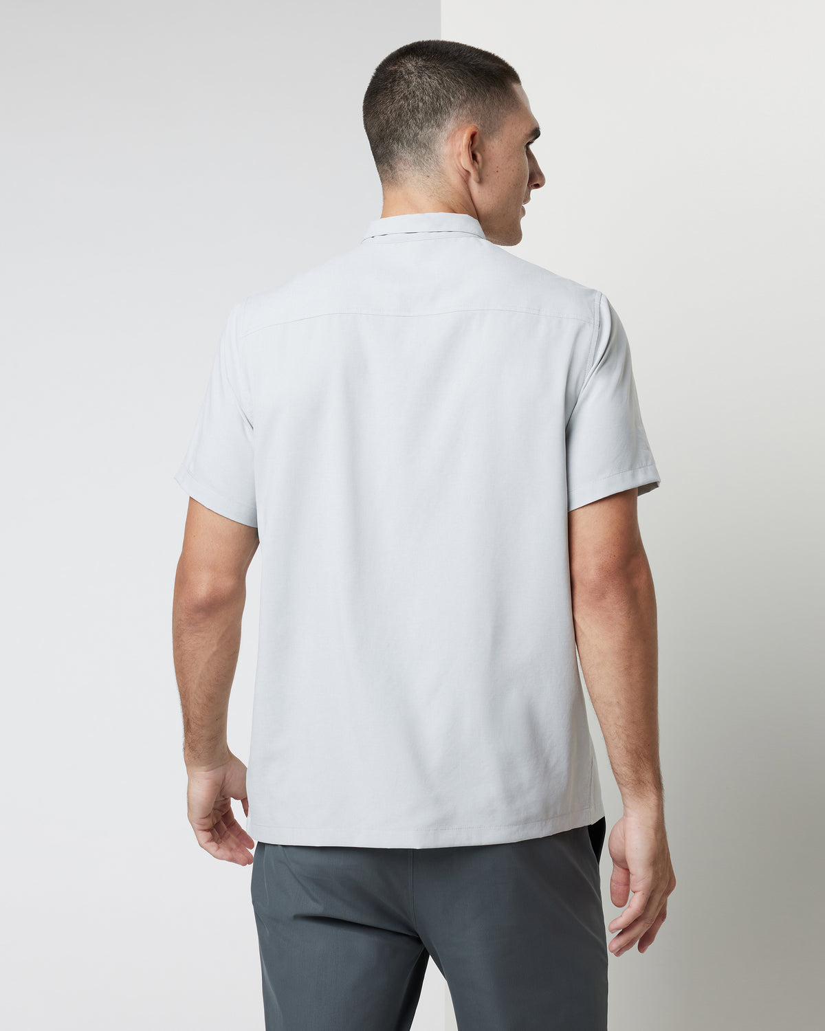 Seaport Button Down Men's Sky Grey Short-Sleeve | Vuori onsale