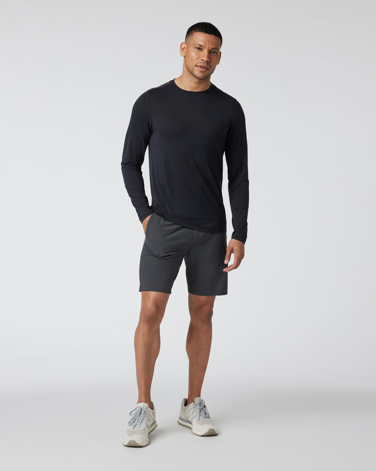 Long Sleeve Current Tech Tee Black T-Shirt | Vuori onsale