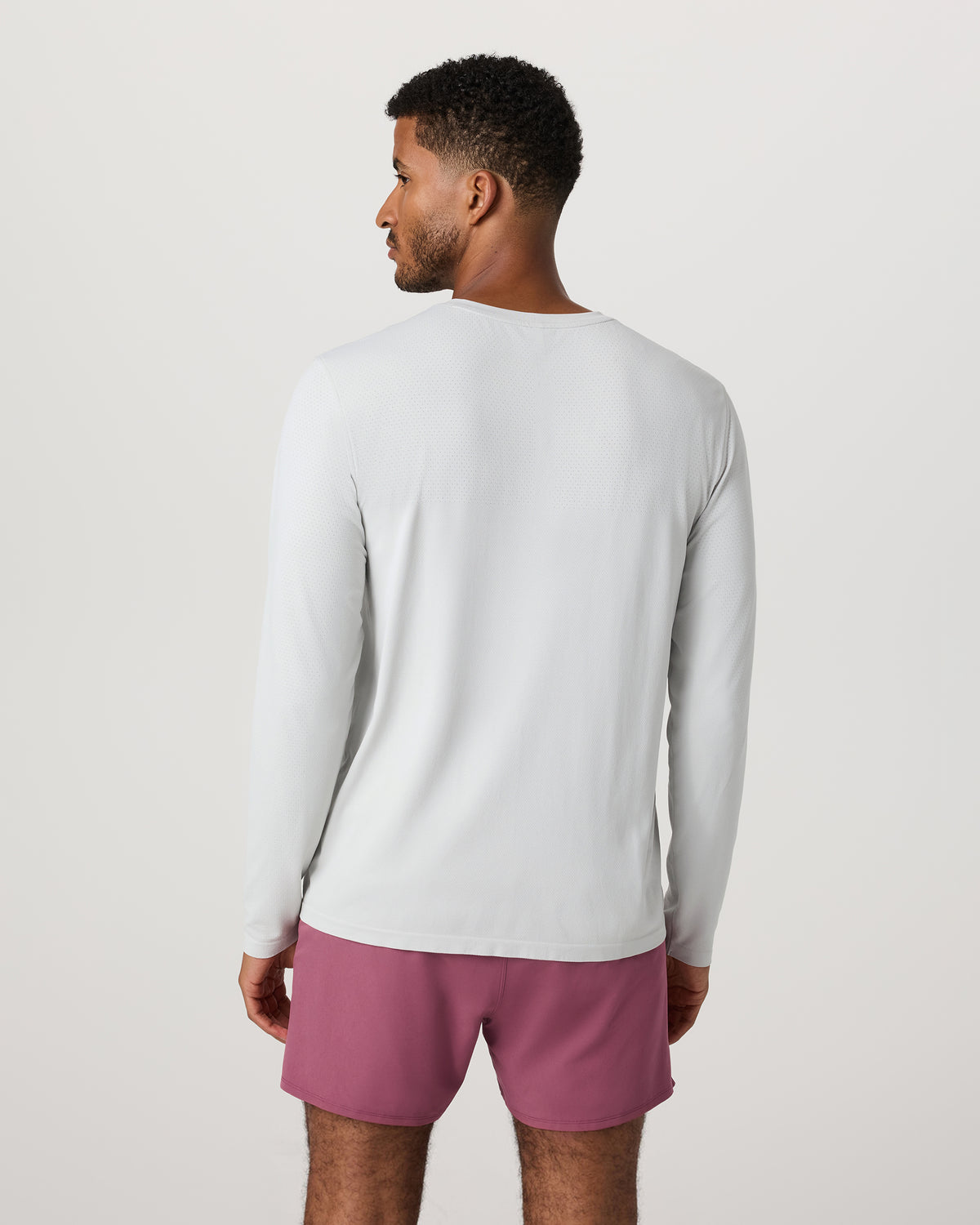 Men's Long Sleeve Clearview Seamless Tee Frost Grey Shirt | Vuori onsale