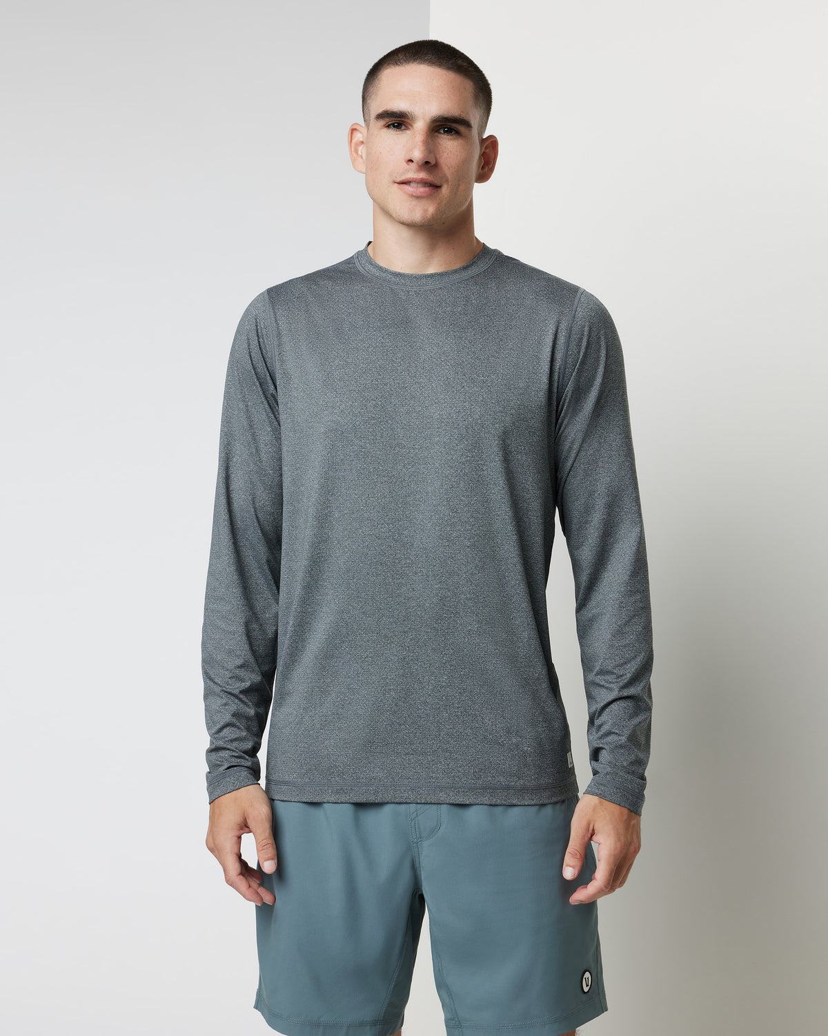 Long Sleeve Tradewind Performance Tee 2.0 Heather Grey | Vuori online