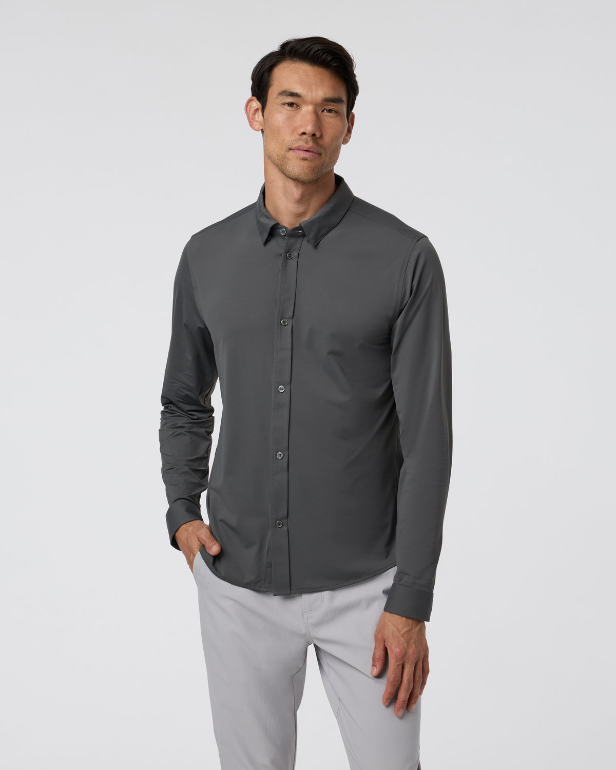Long Sleeve TravelLite Button Down Dark Pewter | Vuori sale