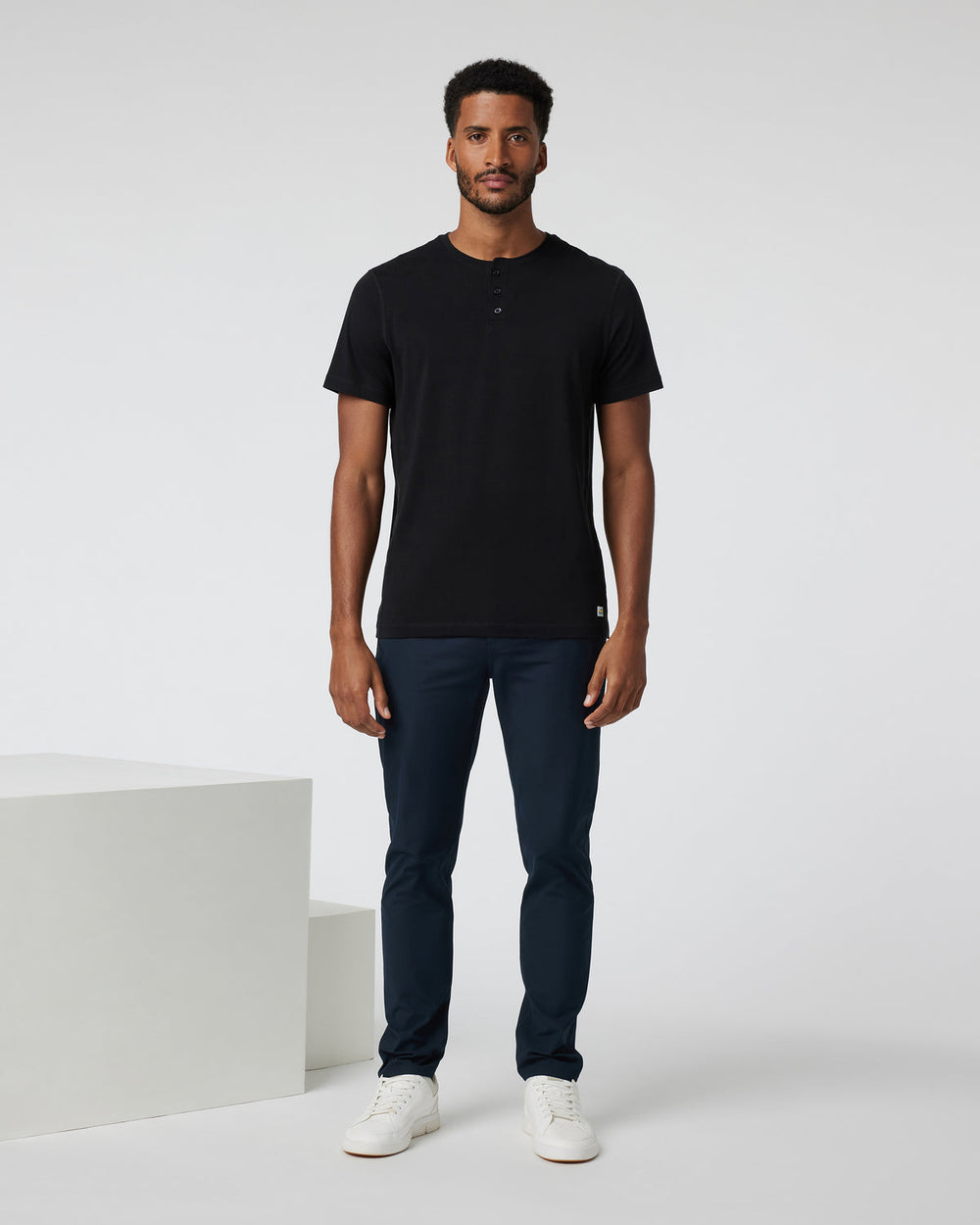 Short-Sleeve Tuvalu Henley Men's Black Henley Shirt | Vuori onsale