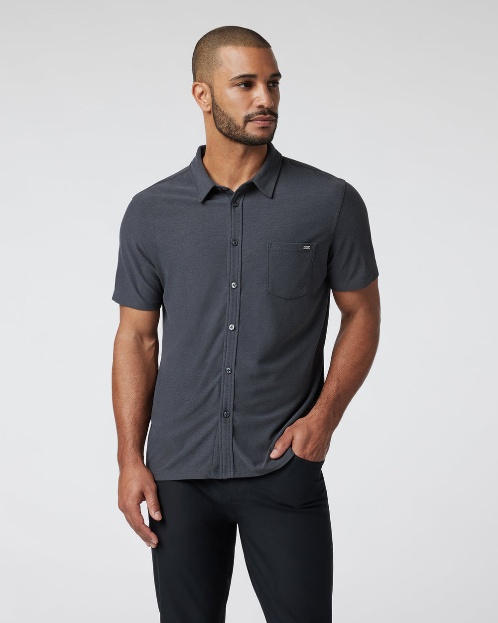 Short Sleeve Ace Button Down Men's Charcoal Shirt | Vuori online