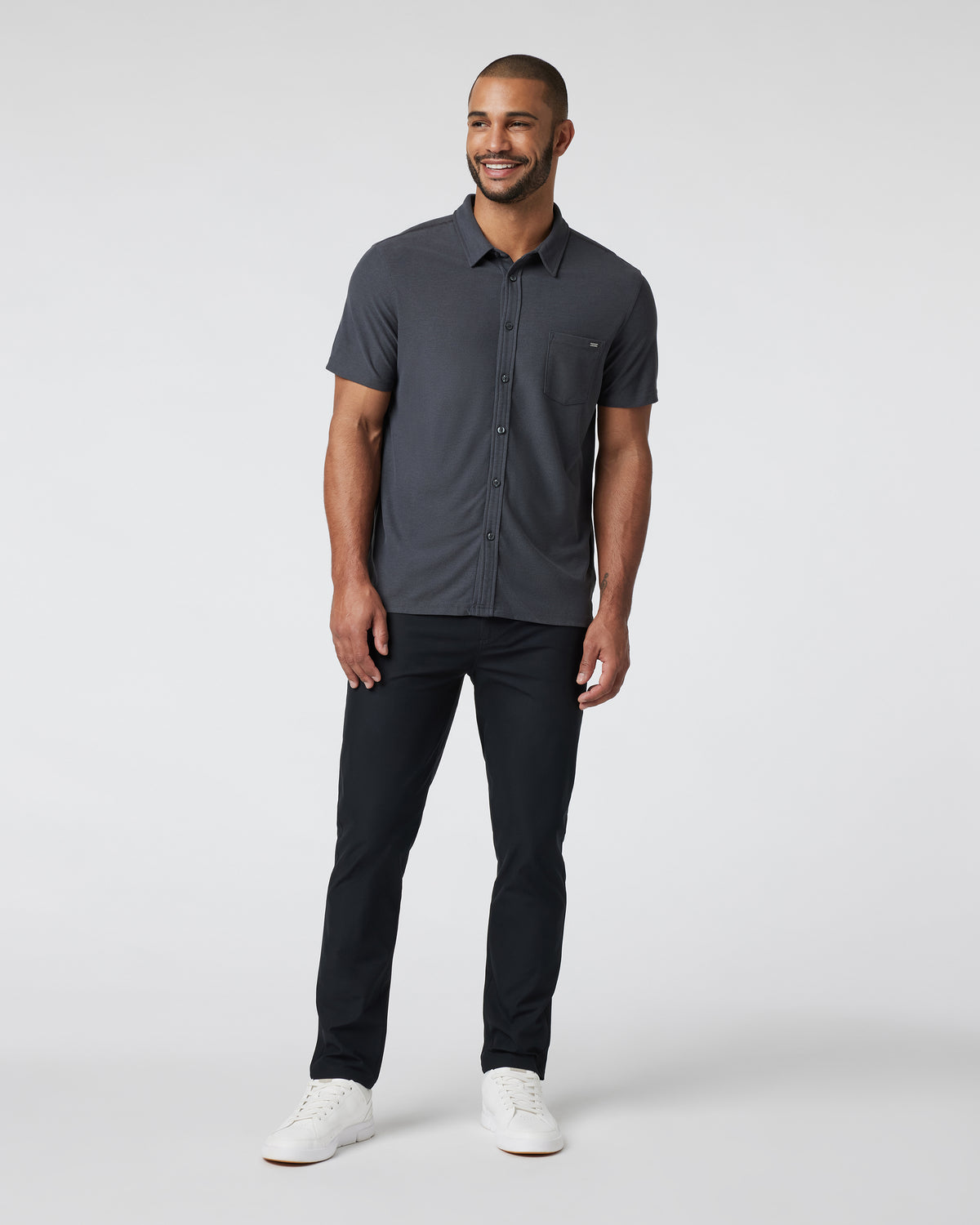 Short Sleeve Ace Button Down Men's Charcoal Shirt | Vuori online