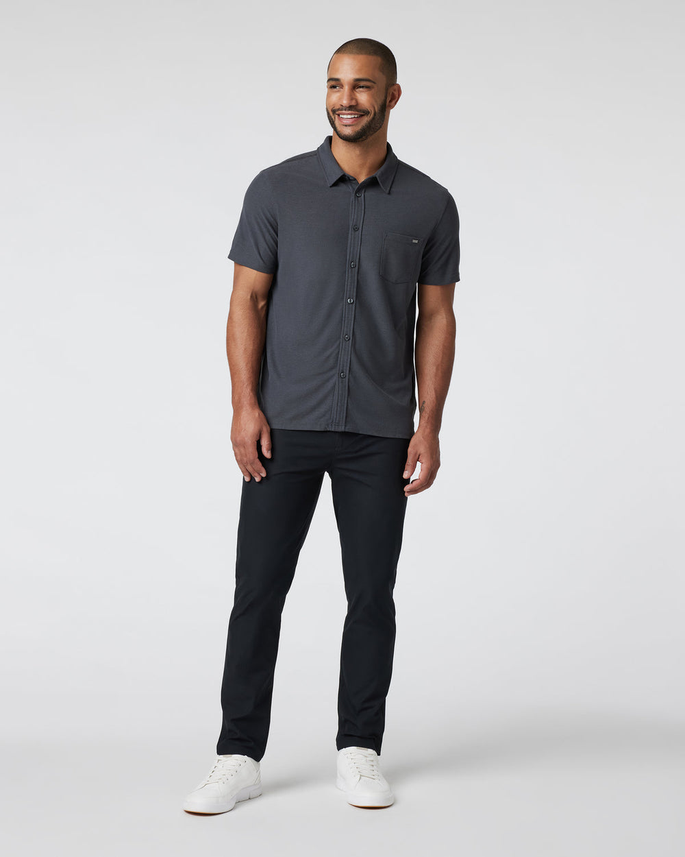 Short Sleeve Ace Button Down Men's Charcoal Shirt | Vuori online