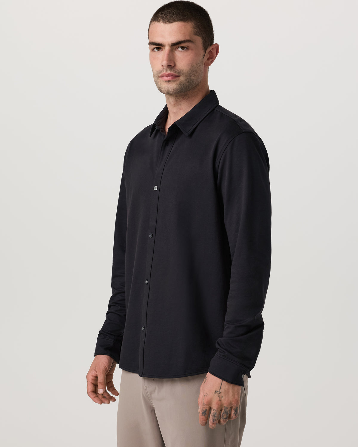 Long Sleeve Knit Oxford Button Down Men's Black Shirt | Vuori outlet