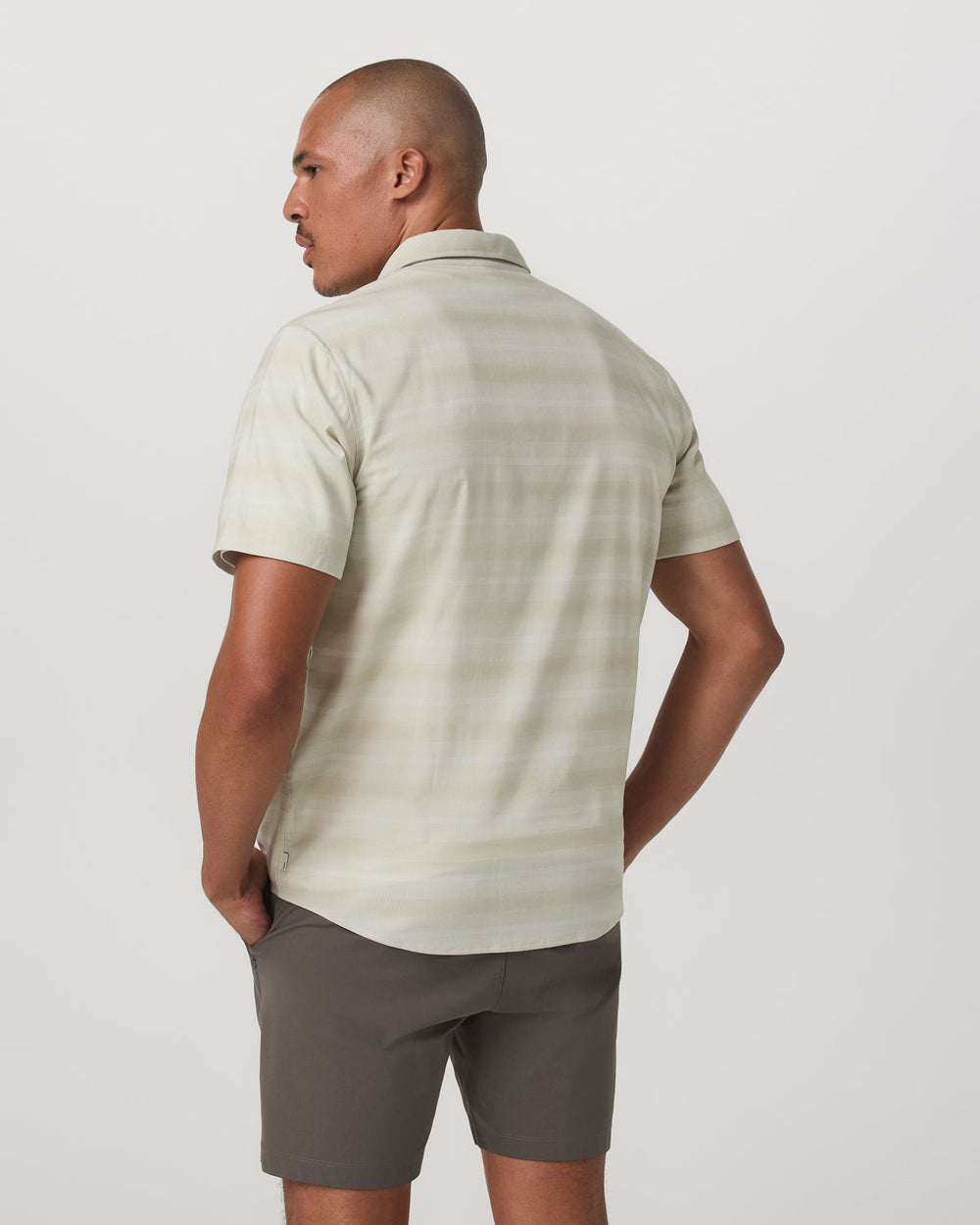 Men's Short Sleeve Plaid Button Down Shirt Sandalwood | Vuori onsale