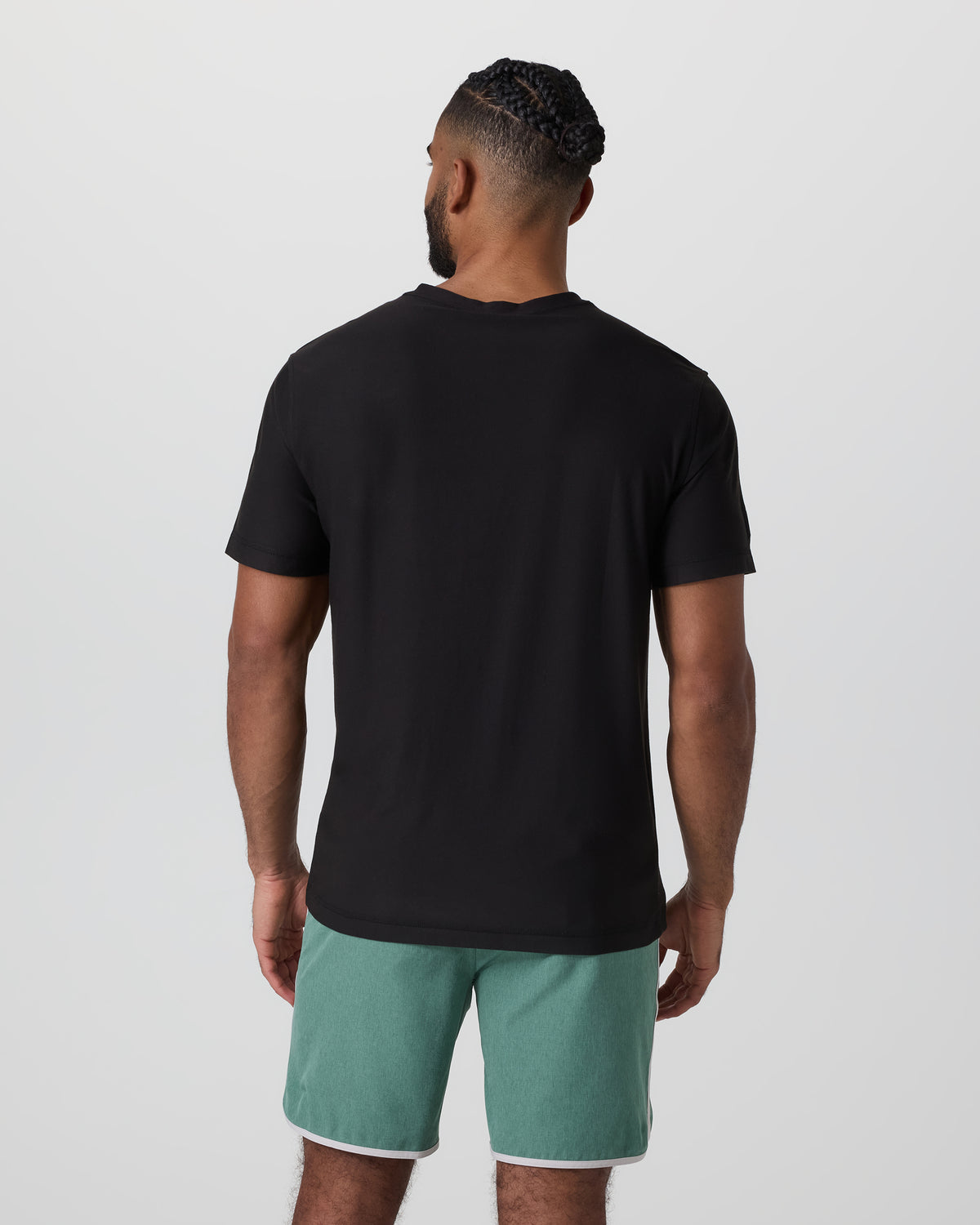 Strato Tech V-Neck Tee Black Workout Shirt | Vuori shop