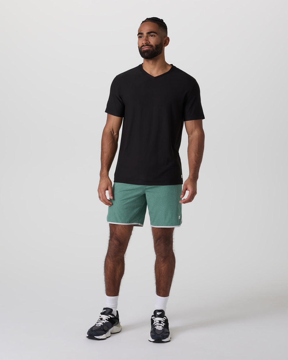 Strato Tech V-Neck Tee Black Workout Shirt | Vuori shop