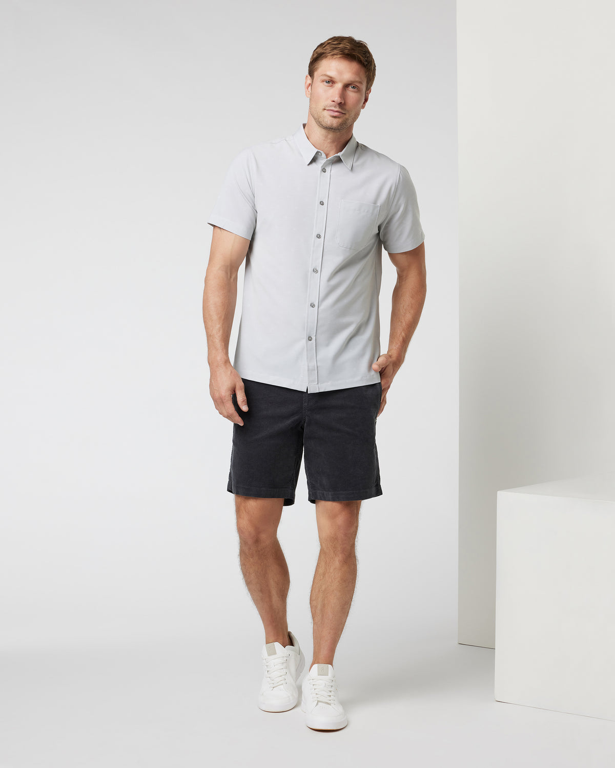 Short Sleeve Bridge Button Down Vapor Dot | Vuori sale