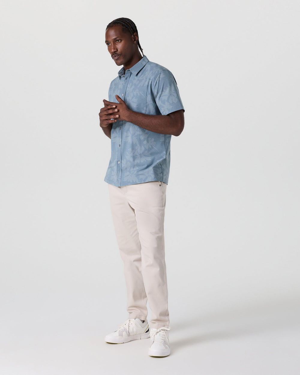 Short Sleeve Bridge Button Down Dusty Blue Plumeria | Vuori for sale
