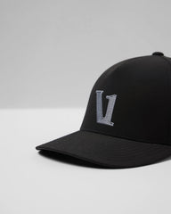 Magnitude Hat Black Adjustable Snapback | Vuori outlet