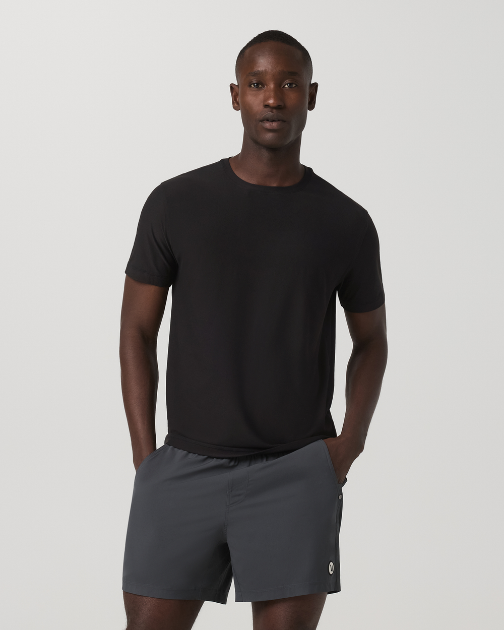 Strato Tech Tee Men's Black Quick Dry T Shirt | Vuori shop