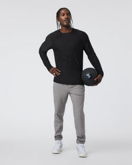 Long Sleeve Strato Tech Tee Men's Black Shirt | Vuori shop
