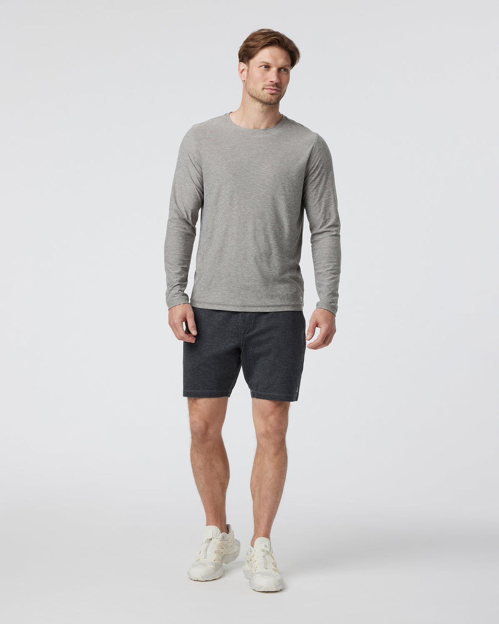 Long-Sleeve Strato Tech Tee Heather Grey Shirt | Vuori onsale