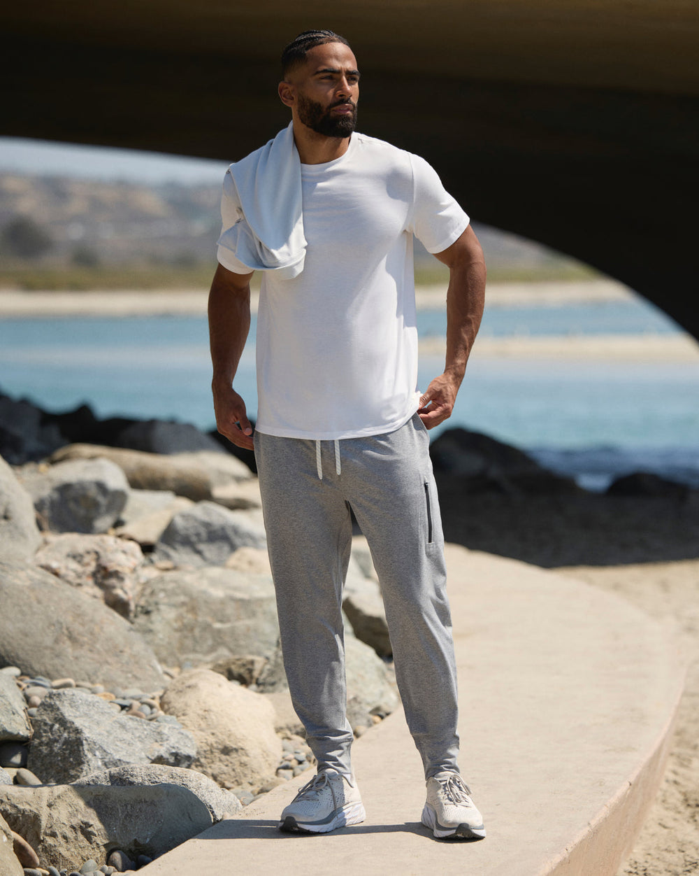 Strato Tech Tee Men's White Tech Shirt | Vuori outlet