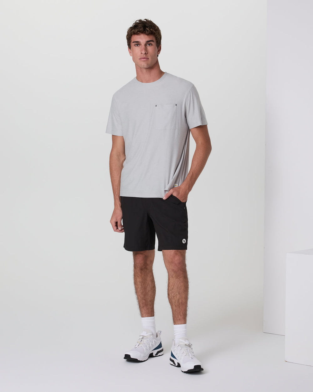 Short Sleeve Strato Pocket Tee - Relaxed Fit Platinum Heather | Vuori for sale