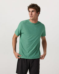 Strato Tech Tee Men's Hedge Green Workout Shirt | Vuori outlet