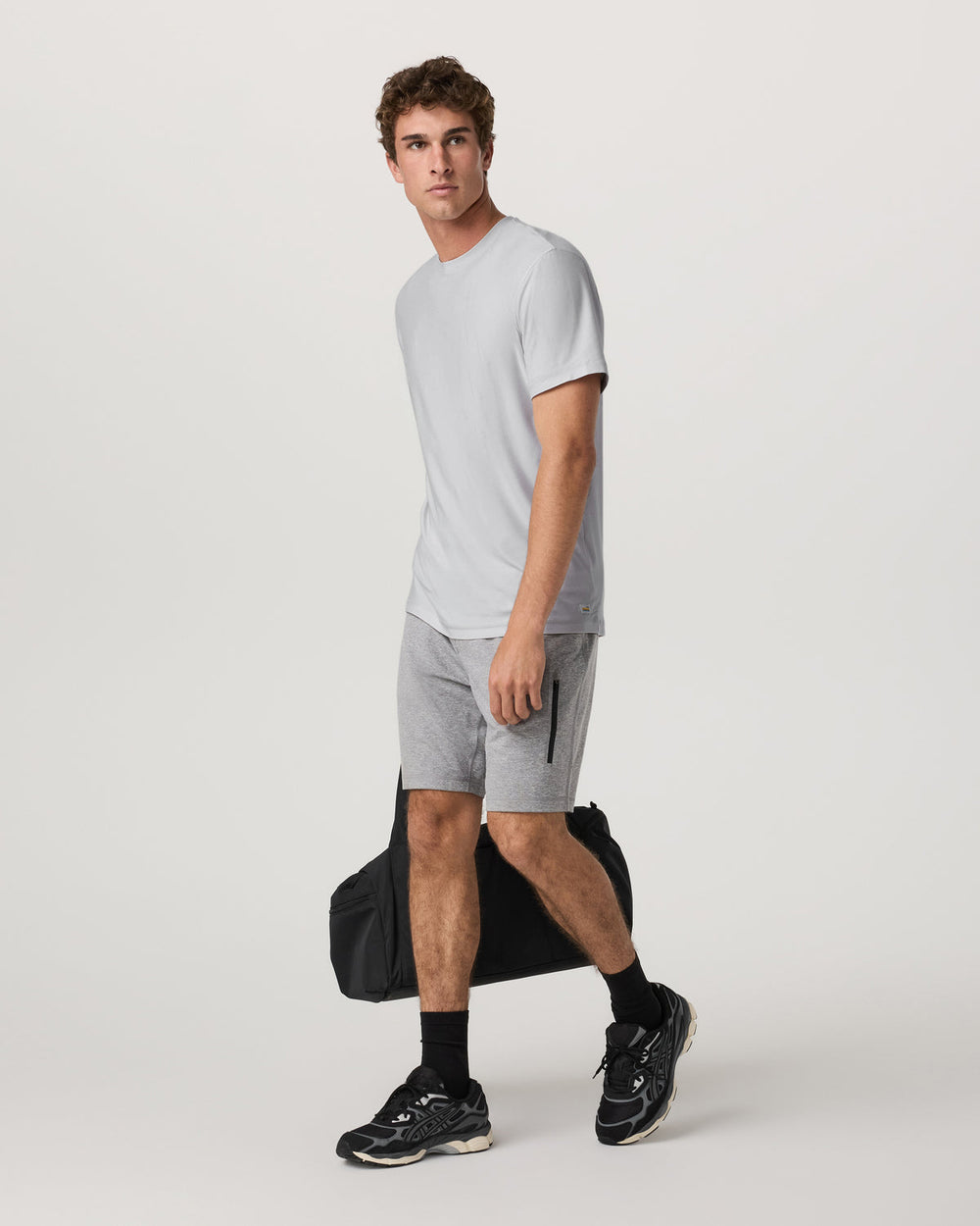 Strato Tech Tee Men's Frost Grey Workout Shirt | Vuori shop