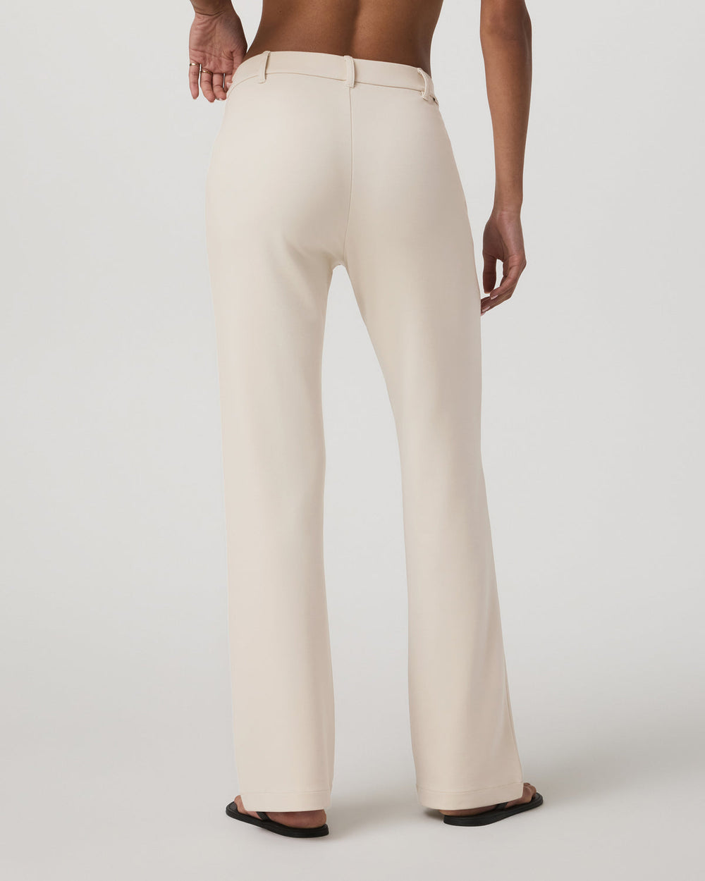 Maven Slim Bootcut Pant Women's Bone Bootcut Pants | Vuori shop